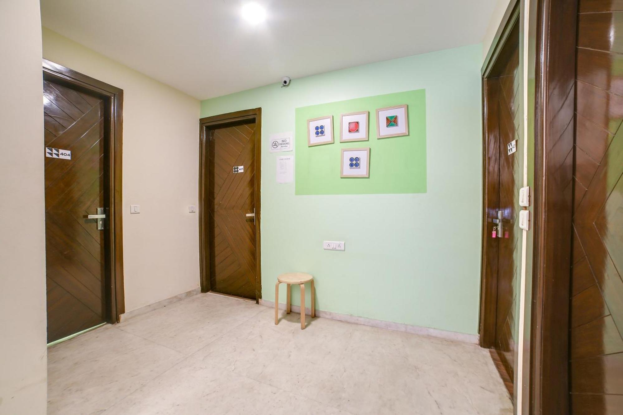 Hotel O Carol Garden Δελχί Εξωτερικό φωτογραφία