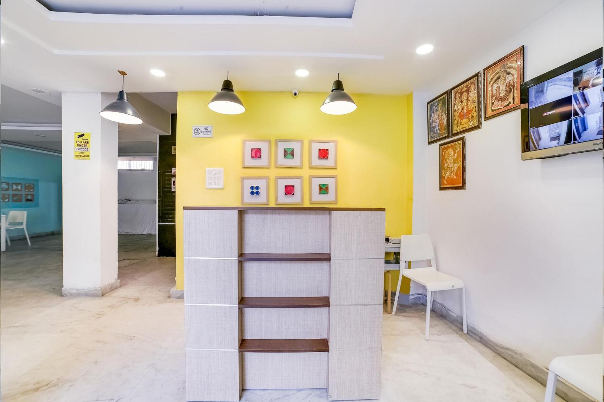 Hotel O Carol Garden Δελχί Εξωτερικό φωτογραφία