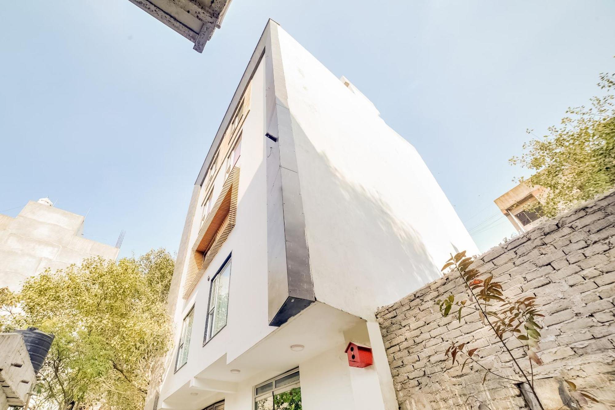 Hotel O Carol Garden Δελχί Εξωτερικό φωτογραφία